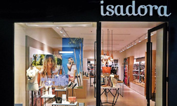 Interior de las tiendas de accesorios Isadora. Marketing musical y neuromarketing 24/7.